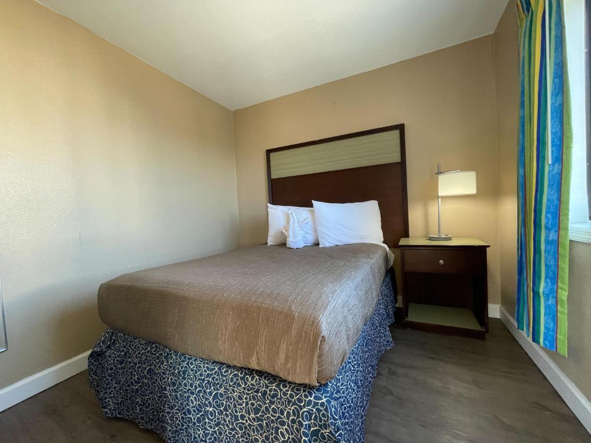 Polynesian Oceanfront Hotel Myrtle Beach Esterno foto